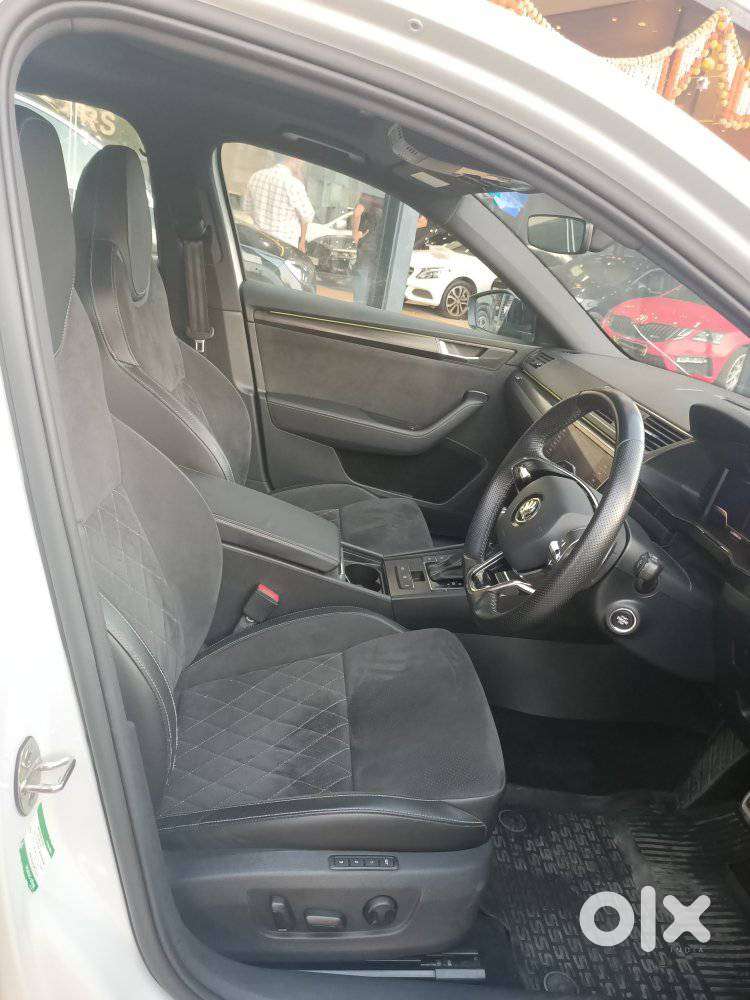 Skoda Superb, 2021, Petrol