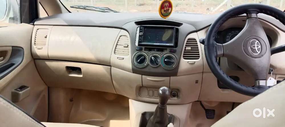 Toyota Innova 2005 Diesel 170000 Km Driven