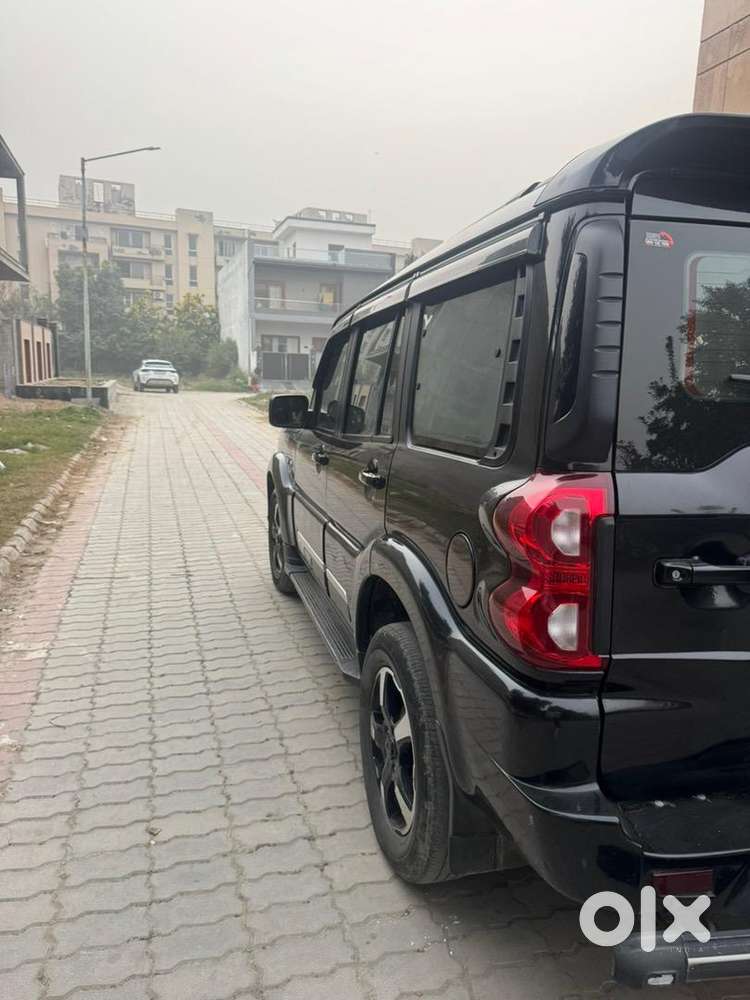 Mahindra Scorpio Classic 2023 Diesel Well Maintained