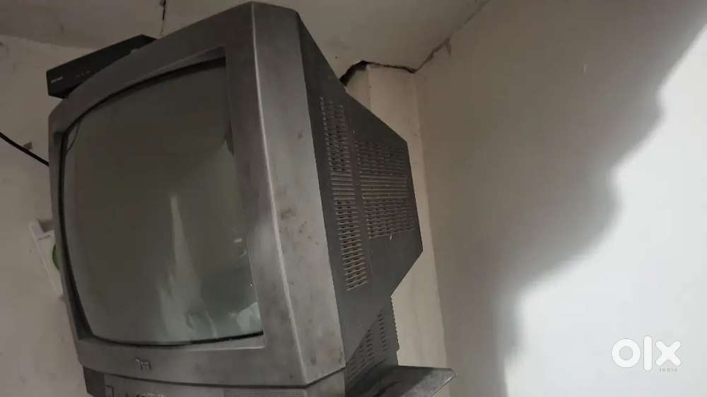 TV with nice colour images
