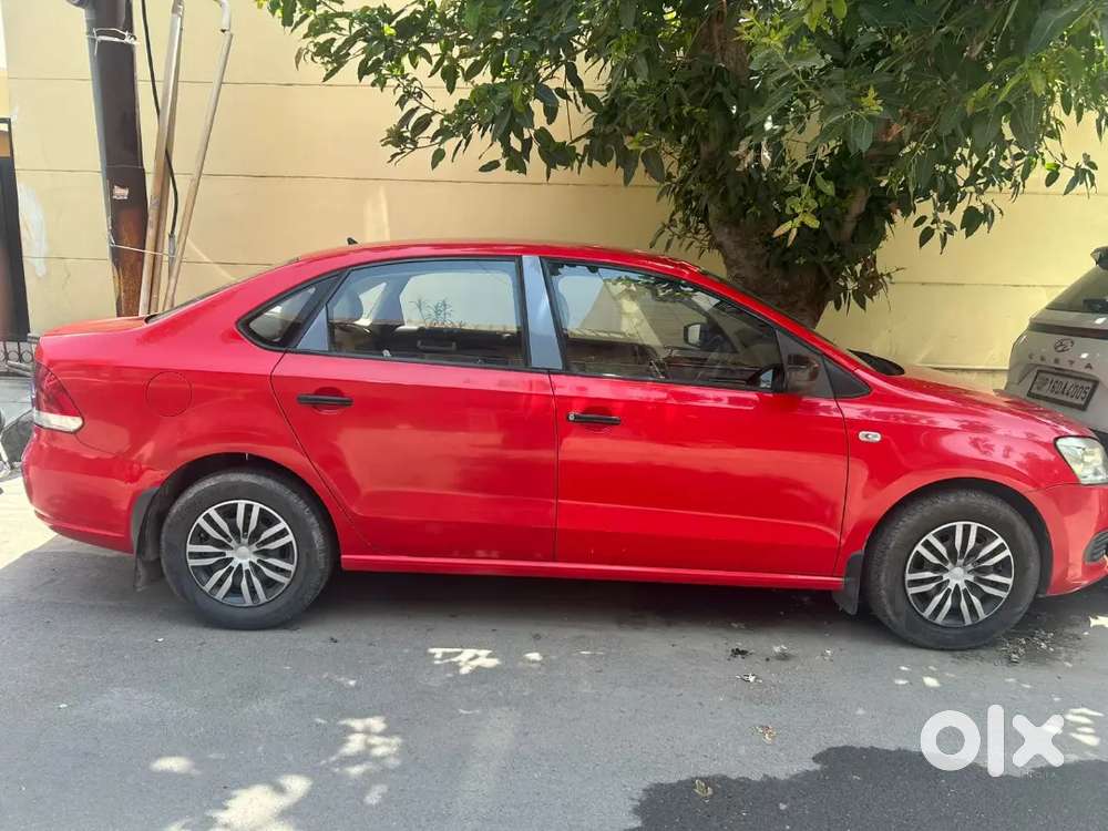 Volkswagen Vento 2013 Petrol 76000 Km Driven