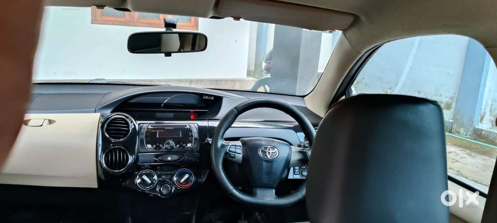 Toyota Etios Liva 1.2 Vx Dual Tone Limited Edition Petrol, 2019, Pet..