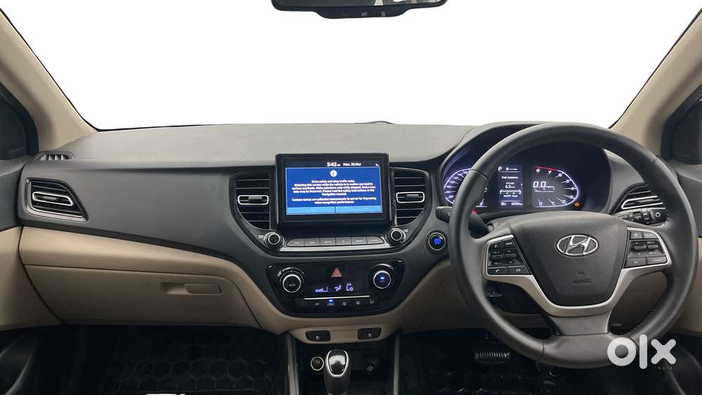 Hyundai Verna 1.5 Sx (o) Vtvt Ivt, 2022, Petrol