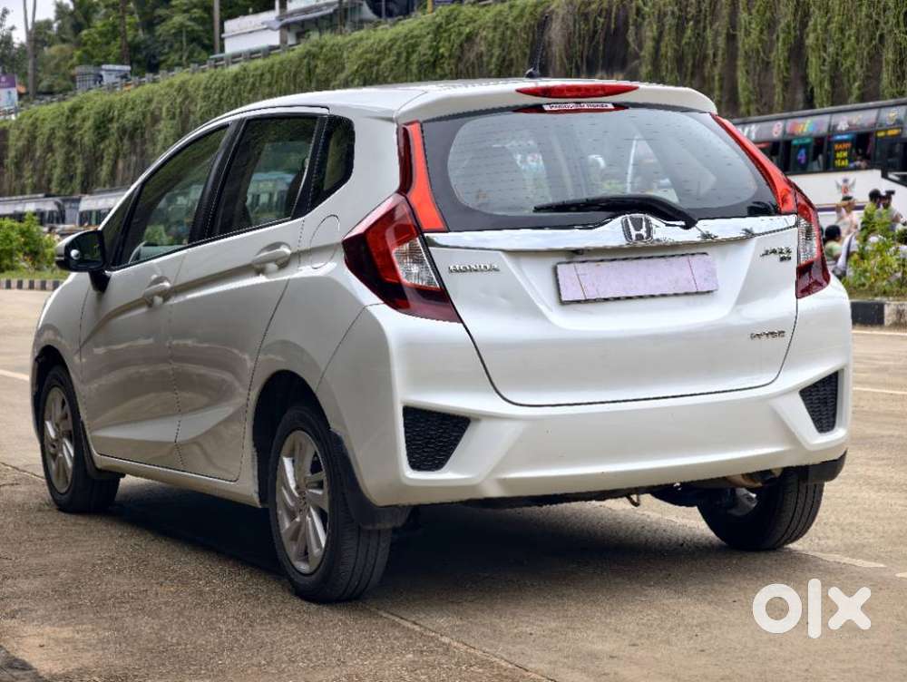Honda Jazz 1.2 V I Vtec Privilege, 2016, Petrol