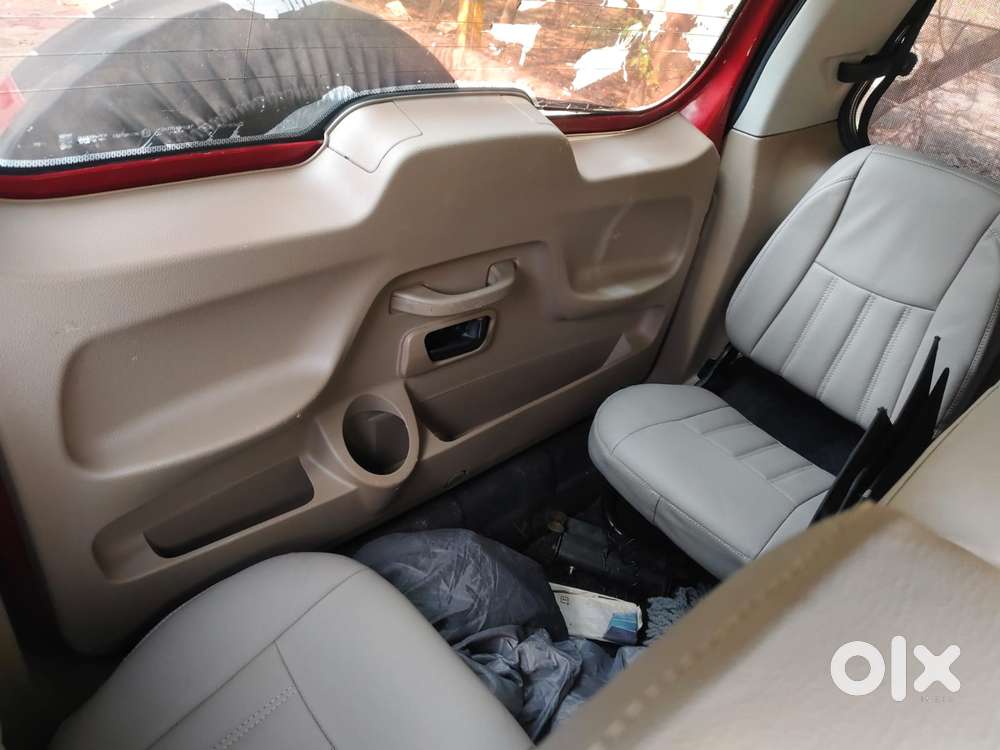 Mahindra Tuv 300 Mhawk100 T8, 2017, Diesel