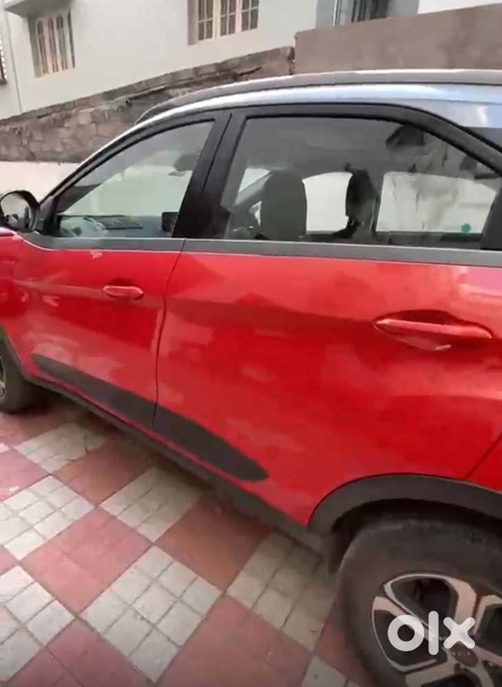 Tata Nexon 2022 Petrol