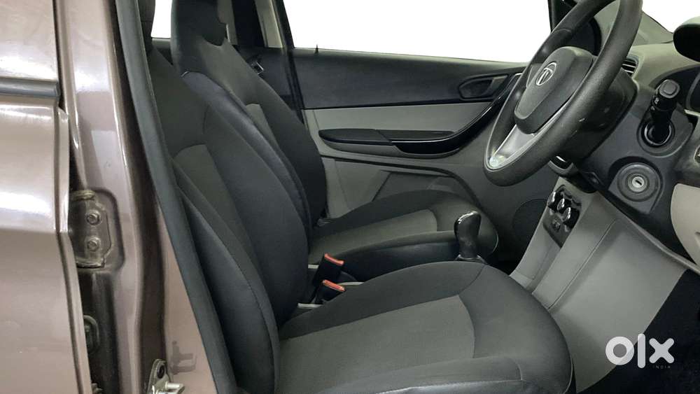Tata Tiago 1.2 Revotron Xt, 2017, Petrol