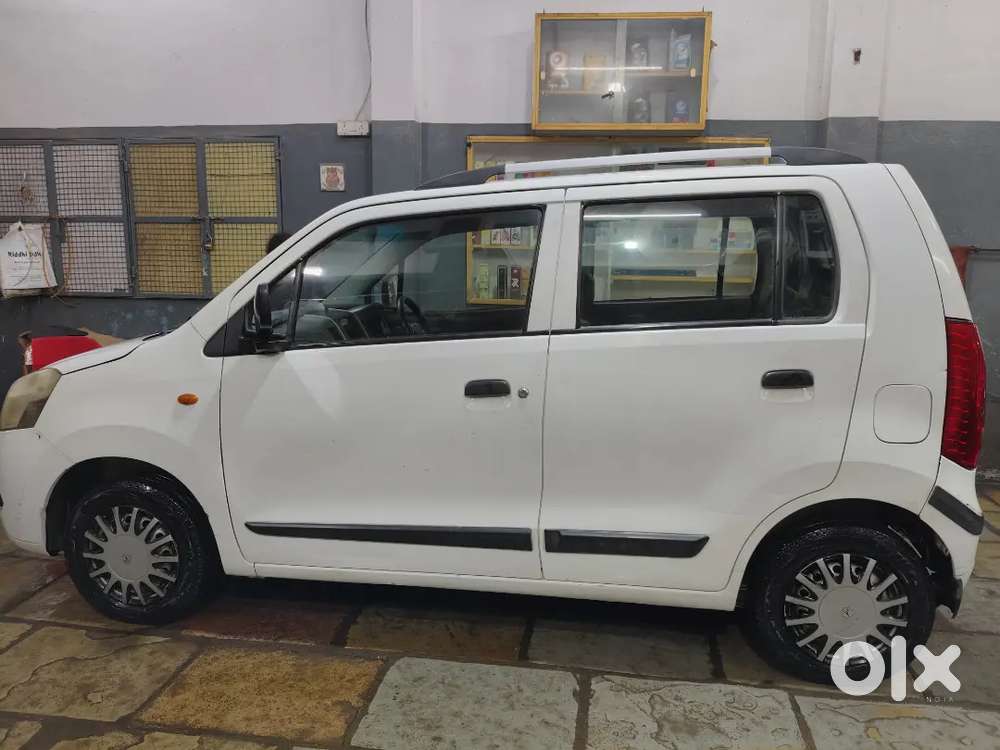 Maruti Suzuki Wagon R 2011 Cng & Hybrids 137000 Km Driven
