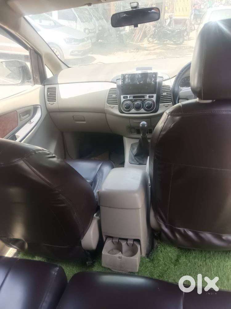 Toyota Innova 2.5 Z Diesel 7 Seater, 2014, Diesel
