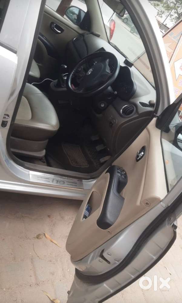 Hyundai I10 Sportz 2015