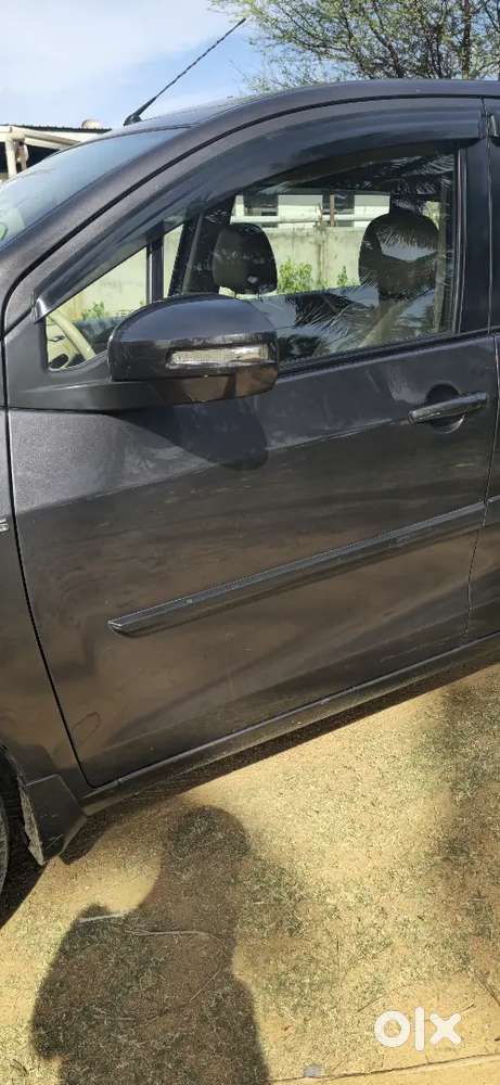 Eritga 2017 Diesal Vdi Best Price Auto Mirror Folding