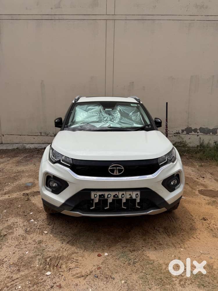 Tata Nexon 2022 Top Model With Sunroof