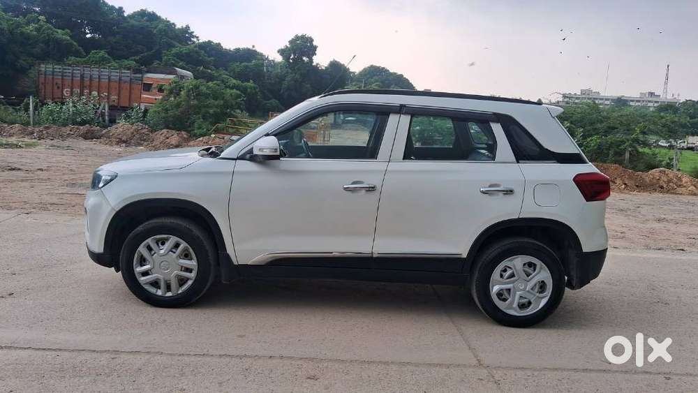 Maruti Suzuki Brezza 1.5 Lxi Cng, 2022, Cng & Hybrids
