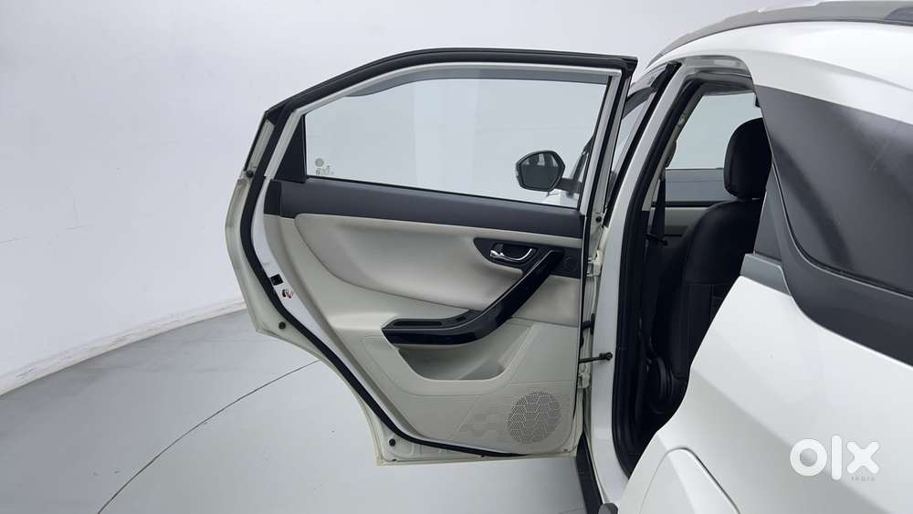 Tata Nexon 1.5 Revotorq Xza Plus S Amt, 2021, Petrol
