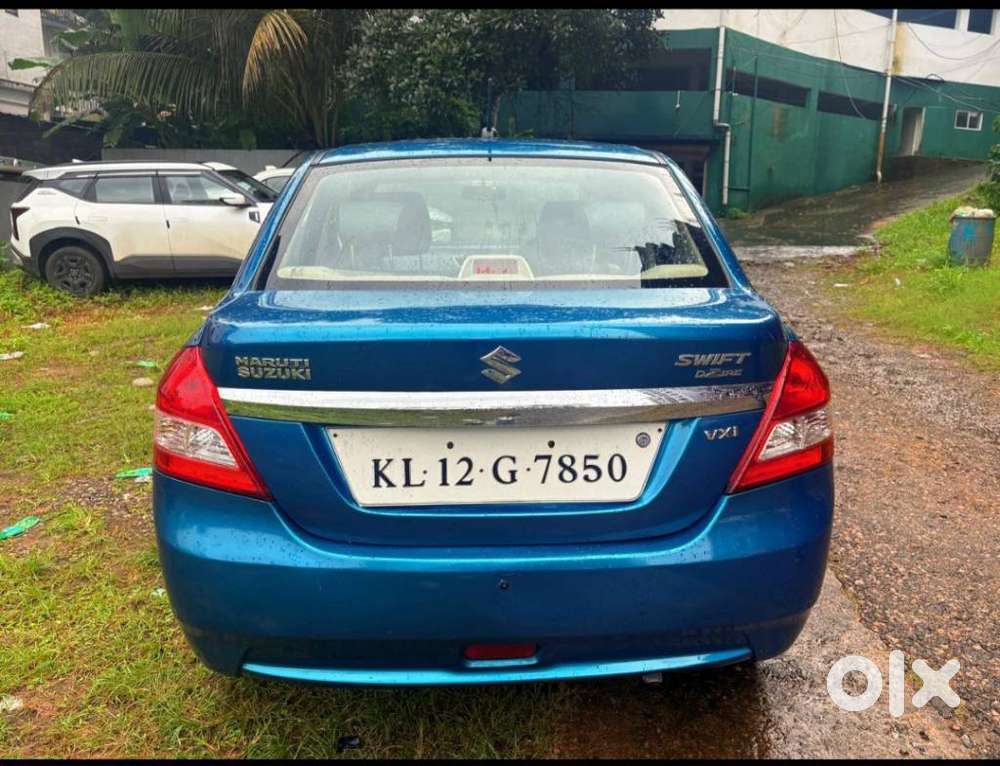 Maruti Suzuki Swift Dzire Vxi Optional, 2012, Petrol