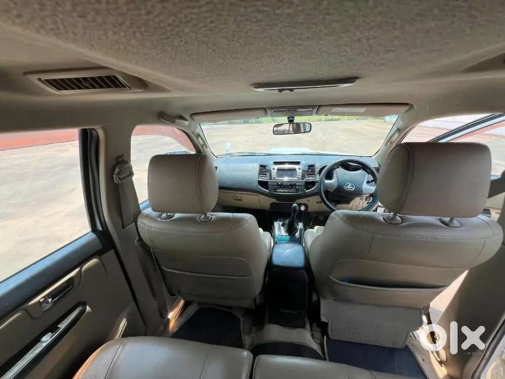 Toyota Fortuner 3.0 Pure White Original Colour.