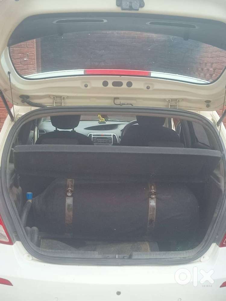 Hyundai I20 2012 Cng & Hybrids Good Condition