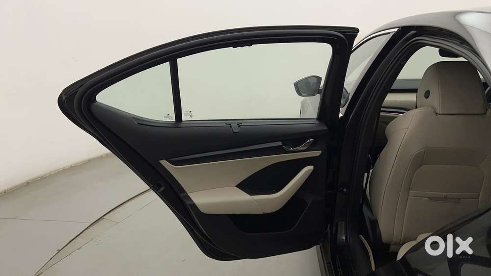 Skoda Octavia 2.0 Tdi At L K, 2021, Petrol