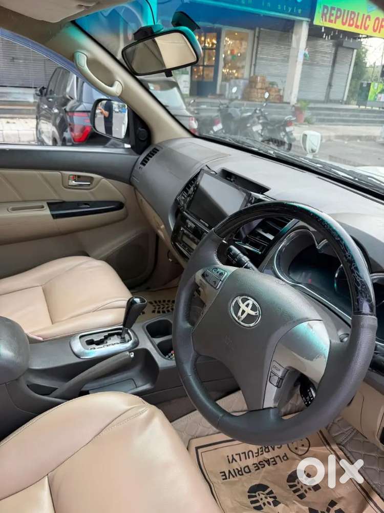 Toyota Fortuner 2013 Diesel At 126000 Km Driven