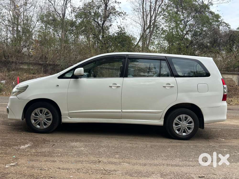 Toyota Innova [2013-2016] 2.5 G4 8 Str, 2016, Diesel