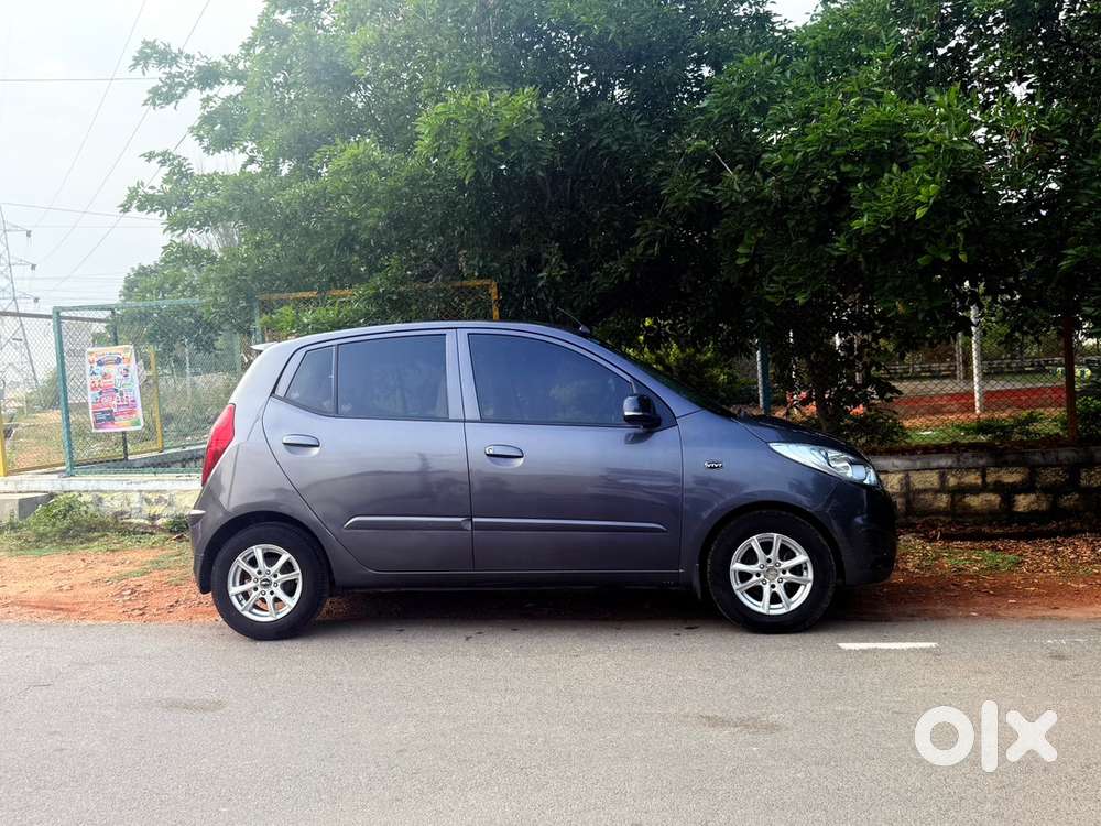 Hyundai I10 Sportz 2012
