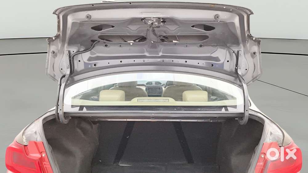 Maruti Suzuki Swift Dzire Zxi + Mt, 2018, Petrol