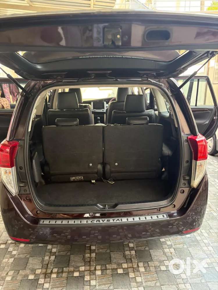 Toyota Innova Crysta 2019