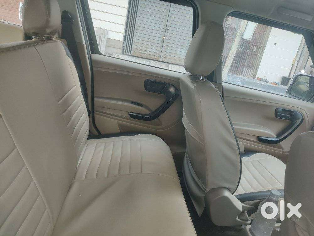 Mahindra Tuv 300 T4, 2019, Diesel
