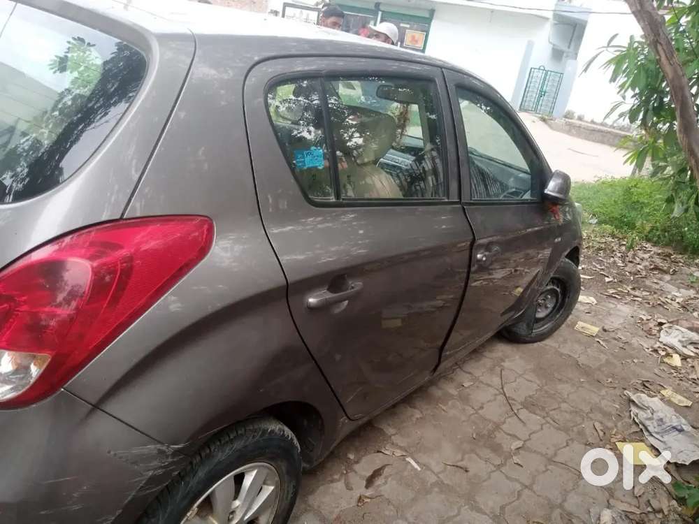 Hyundai I20 2013 Petrol 14586 Km Driven