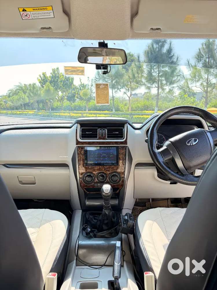 Mahindra Scorpio S6 Plus 2016