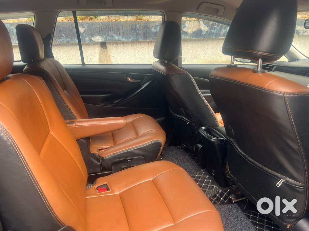 Toyota Innova Crysta 2.4 G Mt 7 Str, 2019, Diesel