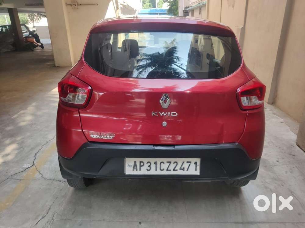 Renault Petrol Manual Car 2015