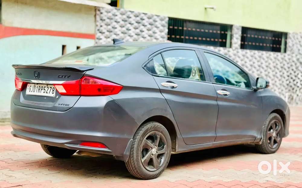 Honda City 1.5 V 4th Gen I-vtec Mt, 2016, Petrol