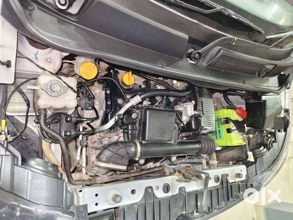 Renault Triber Rxl, 2023, Petrol