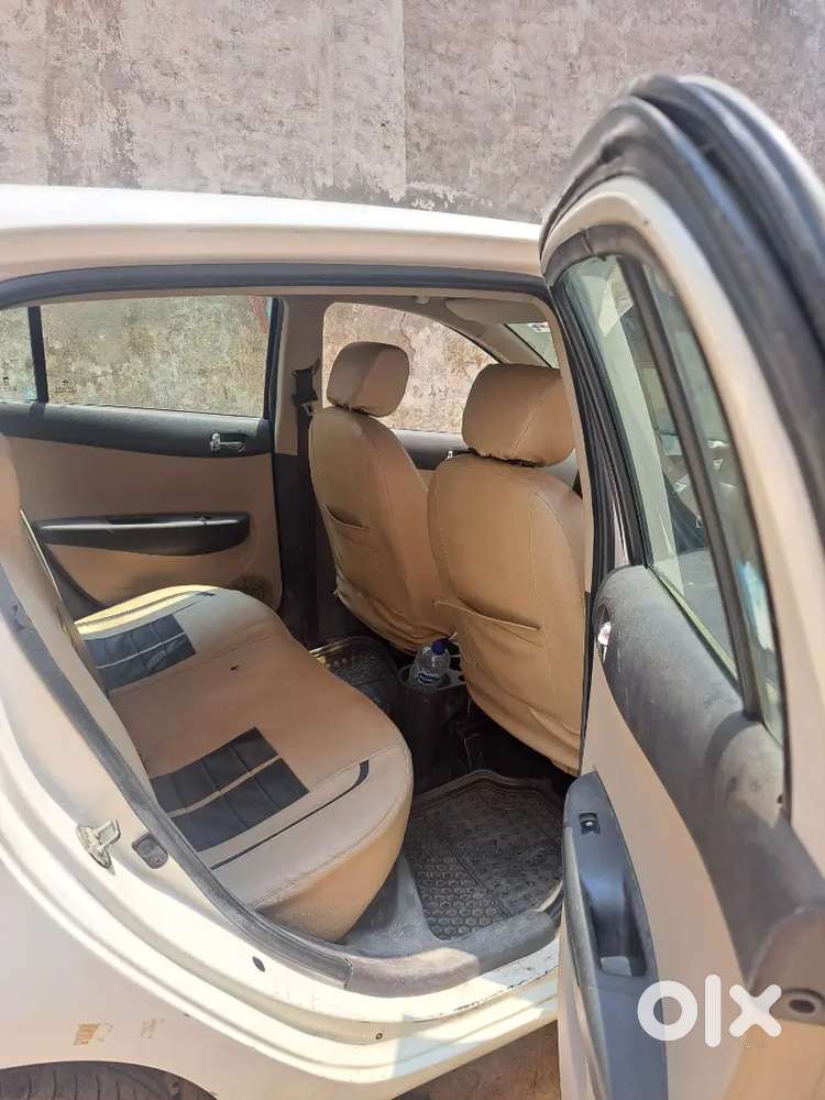 Hyundai I20 2012 Cng & Hybrids 150000 Km Driven