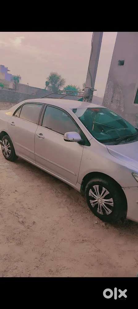 Toyota Corolla Altis 2010