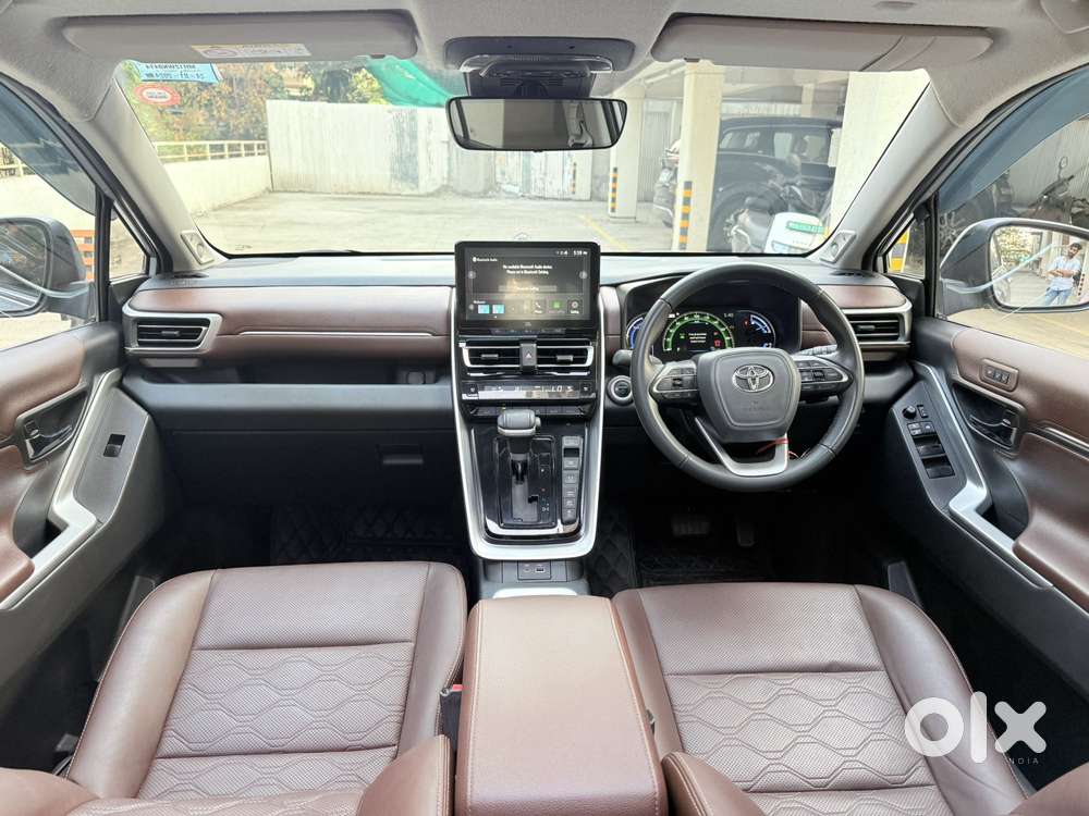 Toyota Innova Hycross 2.0 Zx (o) Hybrid 7 Str, 2024, Cng & Hybrids