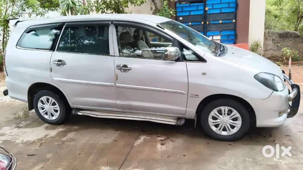 Toyota Innova 2.5 Vx 2011