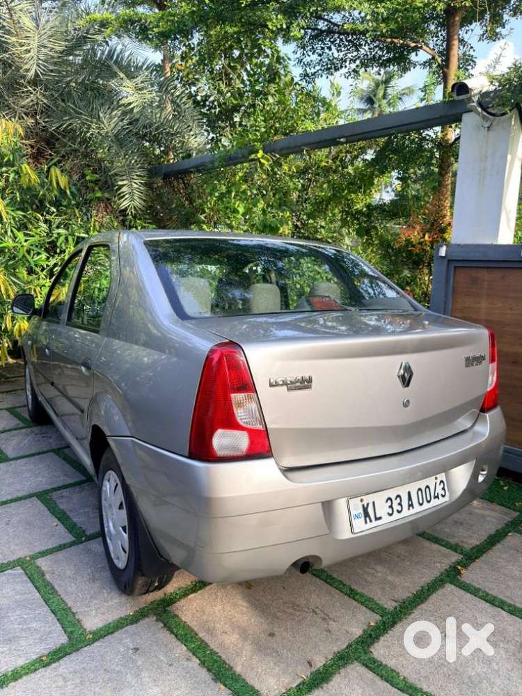 Mahindra Renault Logan, 2008, Petrol