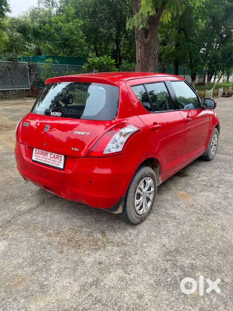Maruti Suzuki Swift 1.3 Vxi, 2015, Petrol