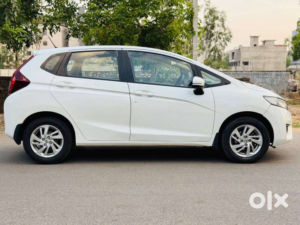 Honda Jazz V Cvt, 2017, Petrol