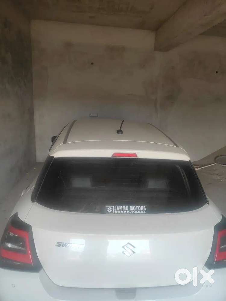 Maruti Suzuki Swift 2025 Petrol 5100 Km Driven