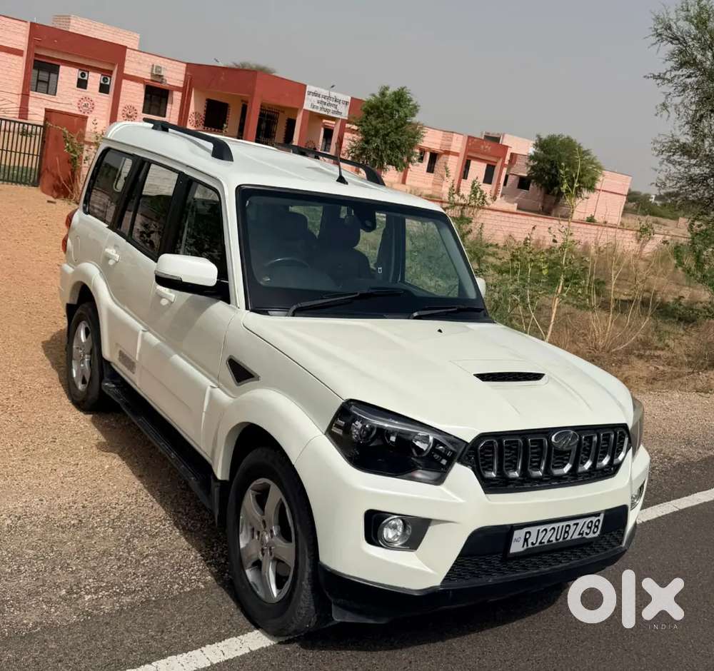 Mahindra Scorpio Classic 2022 Diesel 65000 Km Driven