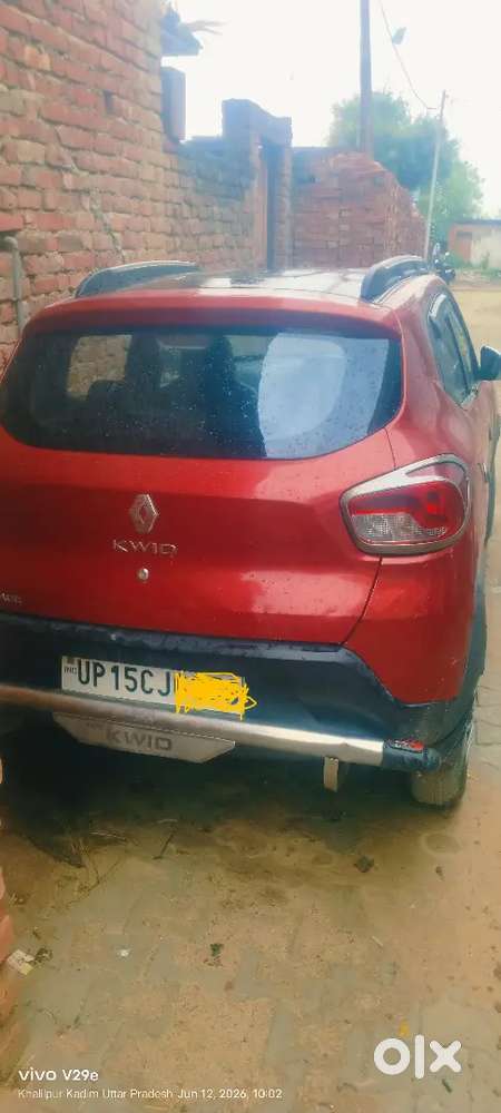 Ekadam Saaf Sutri Badhiya Gadi Hai