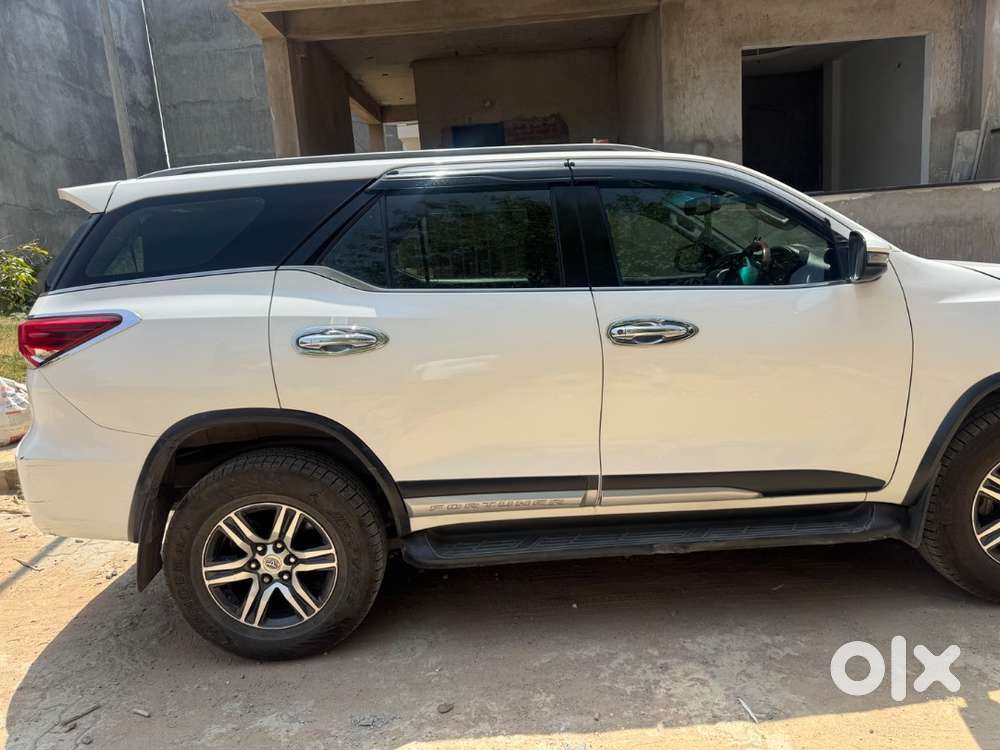 Toyota Fortuner 2018 Diesel Well Maintained
