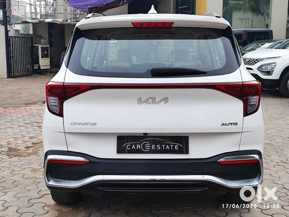 Kia Carens 1.5 Luxury Plus Diesel At 6 Str, 2022, Diesel