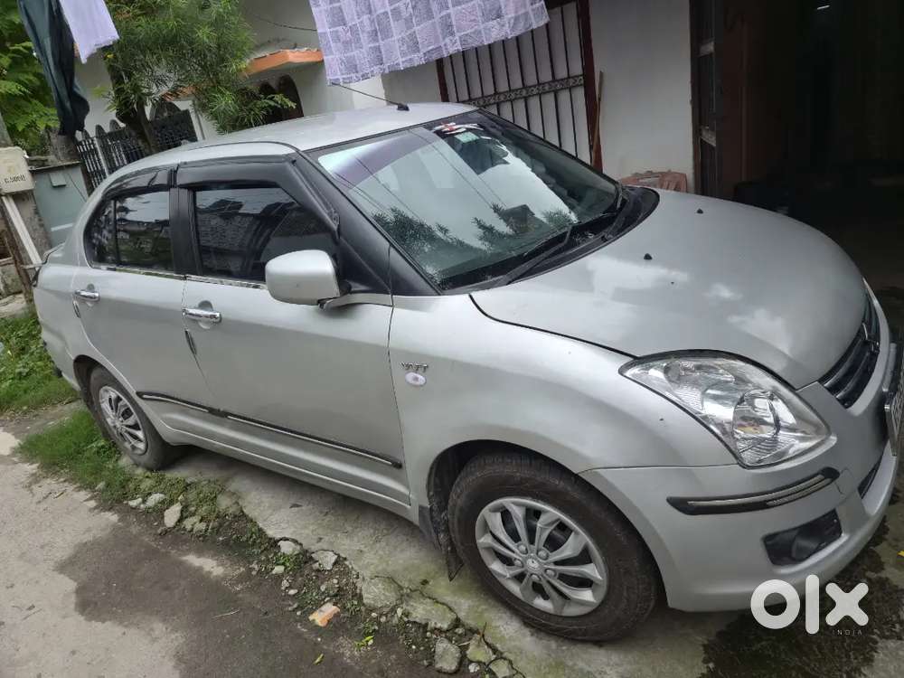 Maruti Suzuki Dzire 2010 Petrol 72500 Km Driven