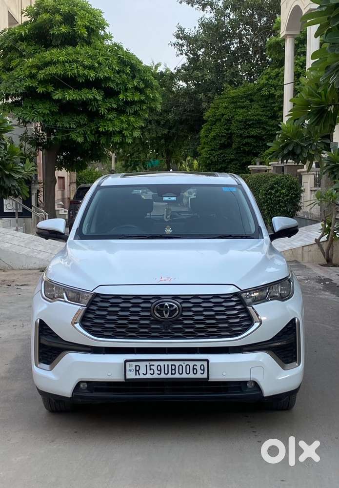 Toyota Innova Hycross 2.0 Zx (o) Hybrid 7 Str, 2024