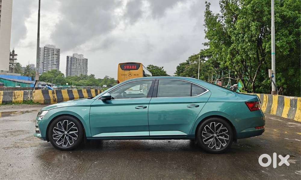 Skoda Superb 2.0 L&k Tsi At, 2024, Petrol