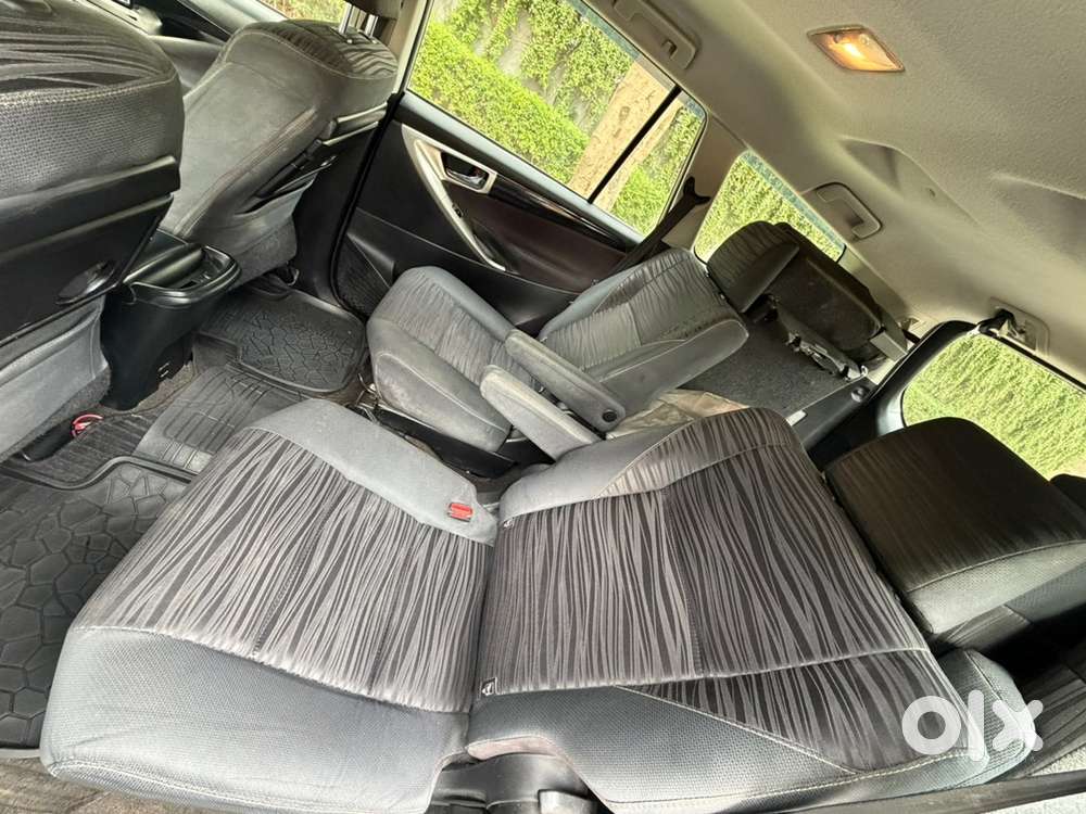 Toyota Innova Crysta 2017
